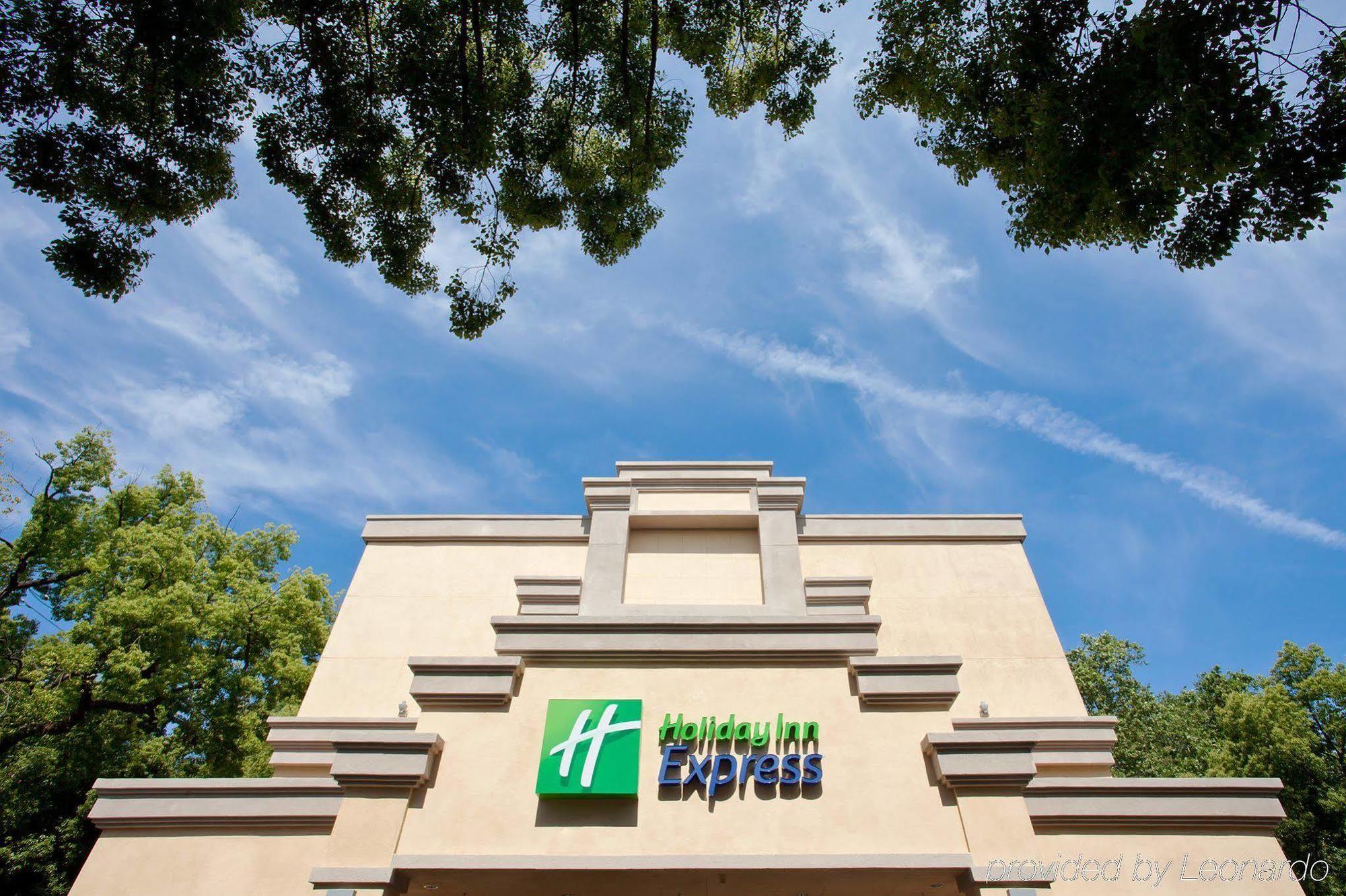 Holiday Inn Express Sacramento Convention Center Exterior foto