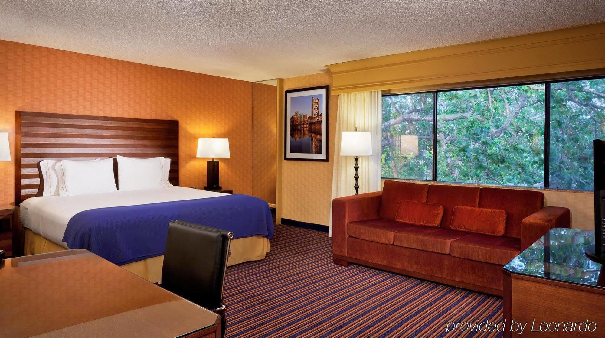 Holiday Inn Express Sacramento Convention Center Habitación foto